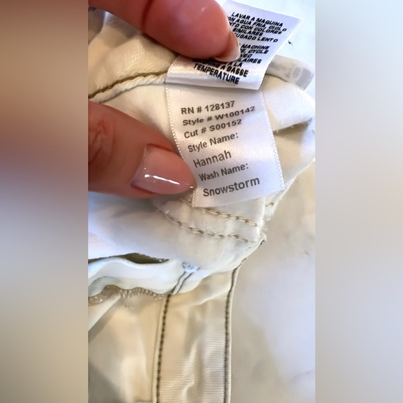 Siwy Hannah Contoured Slim Crop Jeans - Picture 14 of 17